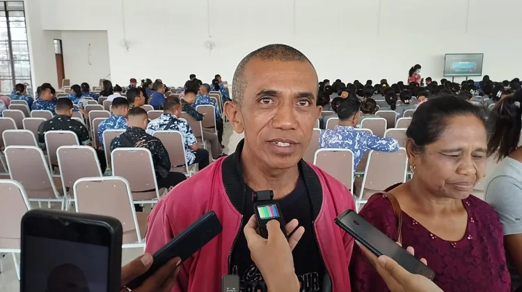 Ayah Antar Anak ke Sekolah Rakyat, Wujud Dukungan Pendidikan