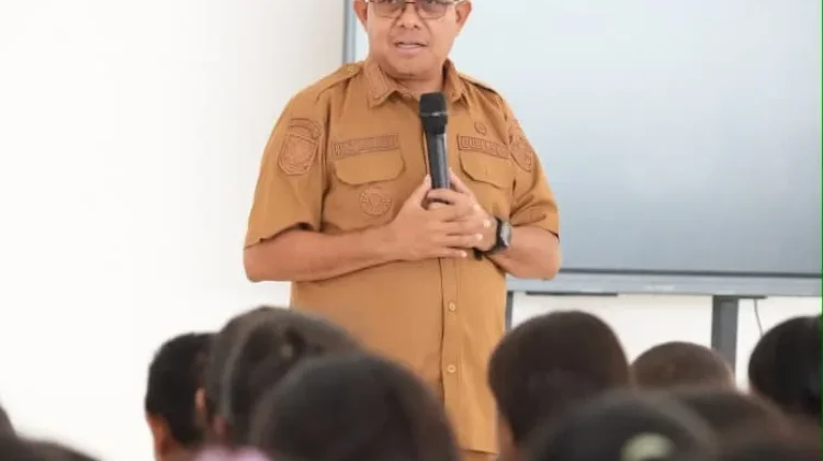 Gubernur Melki Tekankan Asrama Sekolah Rakyat Layaknya Keluarga