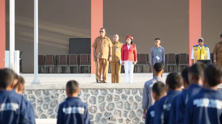 Gubernur Melki Tekankan Asrama Sekolah Rakyat Layaknya Keluarga