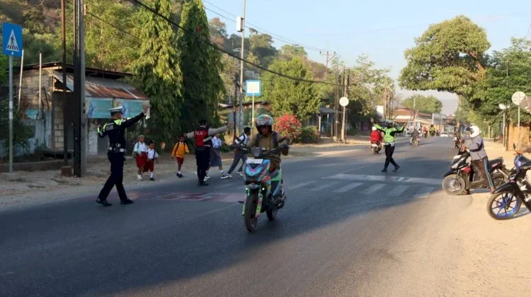 Polres Kupang Siaga di Sejumlah Titik Rawan Kecelakan Lintas Timor Raya