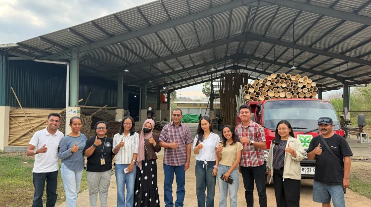 Dari Labuan Bajo ke Polandia, Wagub NTT Apreasiasi Kreativitas YBBL
