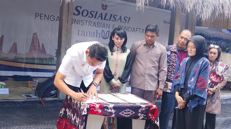 Wabup Sumba Timur Tegaskan Tanah Ulayat Identitas Masyarakat Hukum Adat
