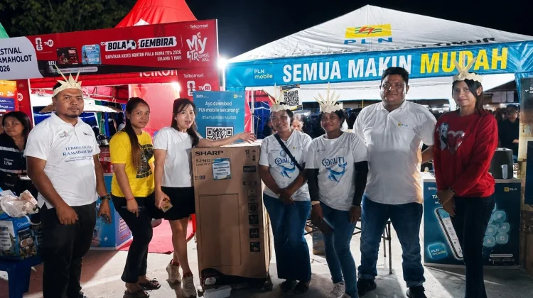 Seusai Beli Token, Pelanggan PLN di Lembata Raih Hadiah Kulkas Baru
