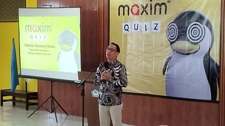 Maxim Ajak Siswa SMK Percaya Diri Berbahasa Inggris