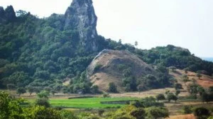 Batu Termanu Menjadi Ikon Wisata Budaya Rote