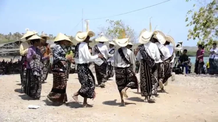 Nusak Satukan Masyarakat Rote Ndao