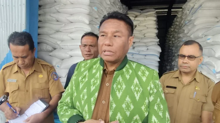 Bupati Rote Ndao Ajak Petani Jual Gabah ke Bulog
