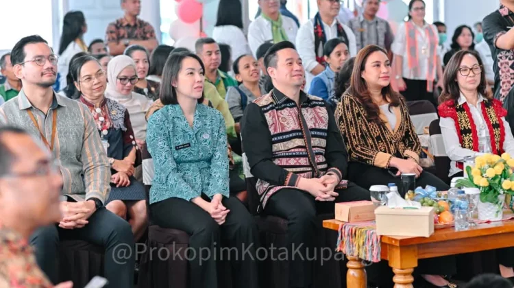 Wali Kota Kupang Mengajak Anak Bermimpi Menjadi  Sukses