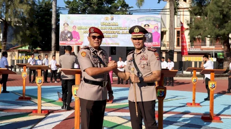 Tongkat komando Polresta Kupang Kota resmi berganti
