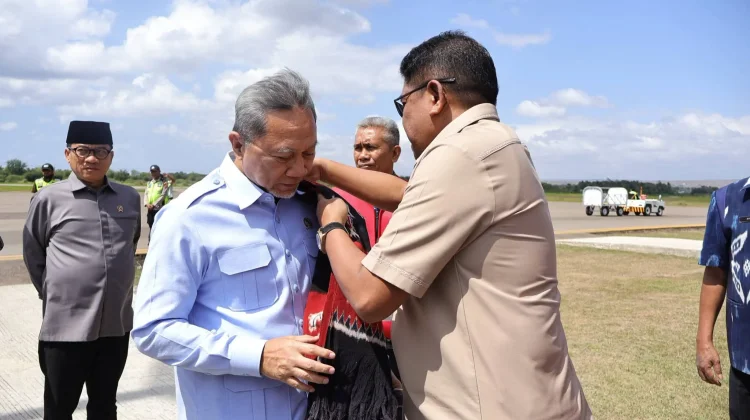 Bupati Sumba Timur Sambut Menko Pangan Tinjau Kawasan ISF Bersama Menteri