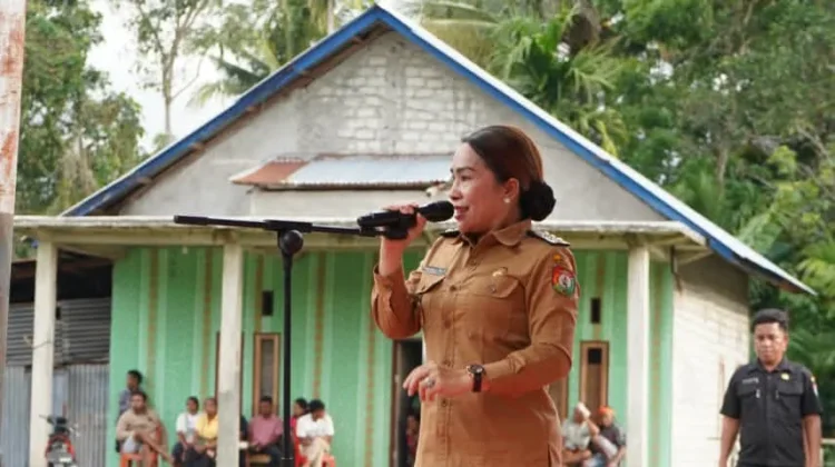 Bupati Ratu Wulla Buka Sosialisasi Rekonstruksi Jalan Luakoba