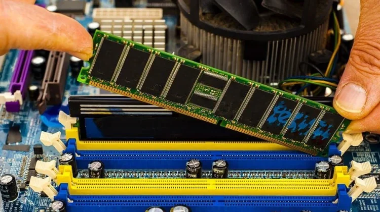 Harga Motherboard Berpotensi Ikut Naik setelah Komponen Memori