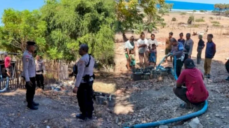 Sebanyak 67 KK di Dusun 1 Desa Padadida Dapat Bantuan Air Bersih