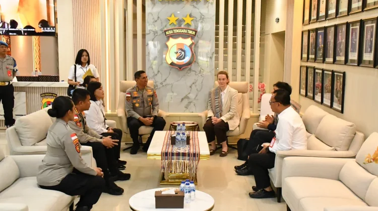 Polda NTT Terima Kunjungan Konsul Inggris Memperkuat Hubungan Bilateral