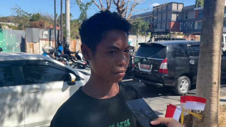Bendera Kemerdekaan, Harapan Anak untuk Bersekolah