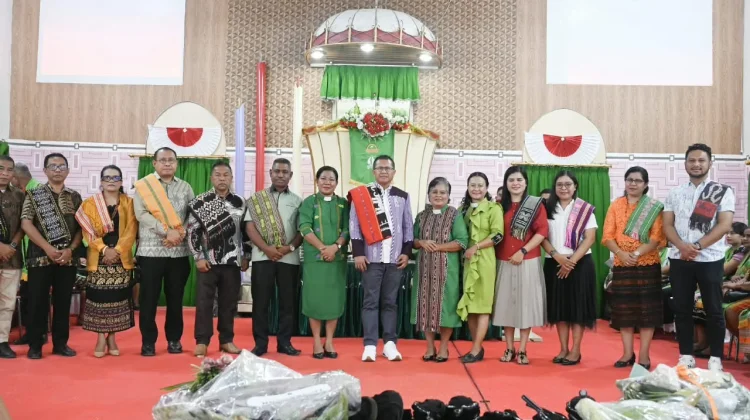 Syukur Panen Jadi Momentum Perkuat Kebersamaan Jemaat Imanuel Oesao