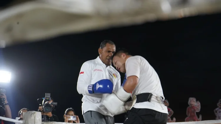 Dari Ring untuk Gempa Flores, Johni Asadoma vs Daud Yordan Galang Solidaritas