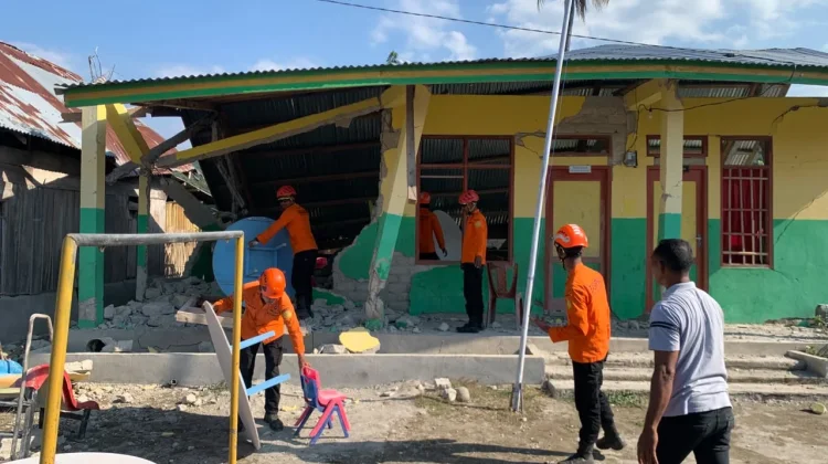 Gempa M7,7 Capai 55 Orang, Basarnas Maksimalkan Operasi SAR di Manggarai Timur