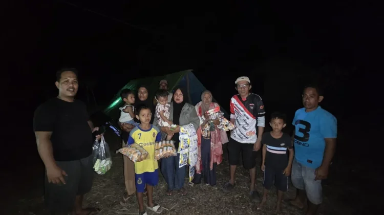 Warga Pesisir Mbay Masih Bertahan di Pengungsian