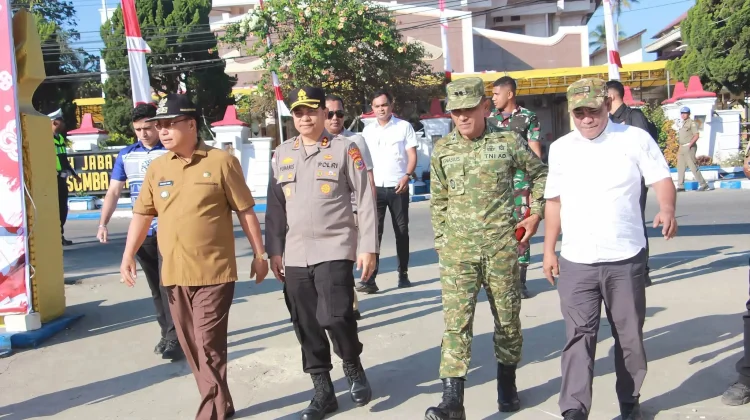 jelang HUT RI, Bupati Sumba Barat Tinjau Gladi Bersih