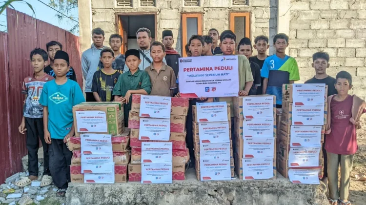 Pertamina Salurkan Bantuan Bagi 422 Warga Terdampak Gempa di Reok Manggarai