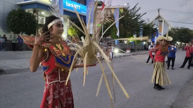 Festival Rote Malole Jadi Ruang Persatuan Berbagai Etnis