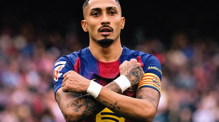 Raphinha Jadi Pemimpin Baru Barcelona, Dipercaya Kenakan Ban Kapten