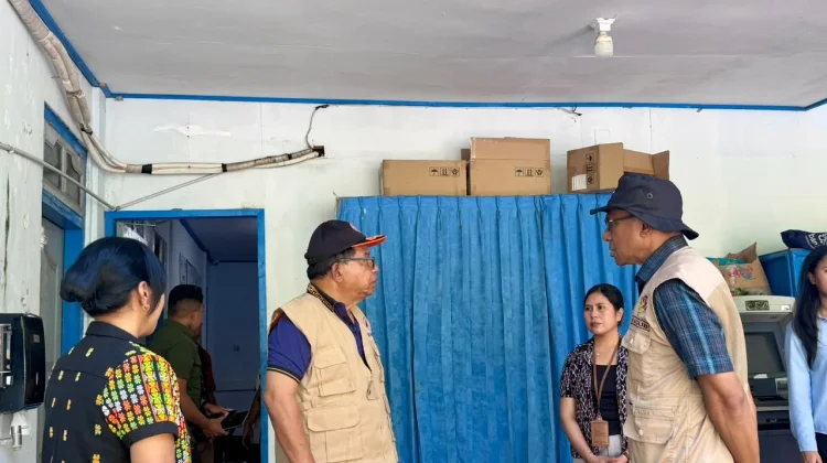 Wagub NTT Cek Posko Darurat Bencana di Manggarai Timur, Tekankan Pendataan Akurat