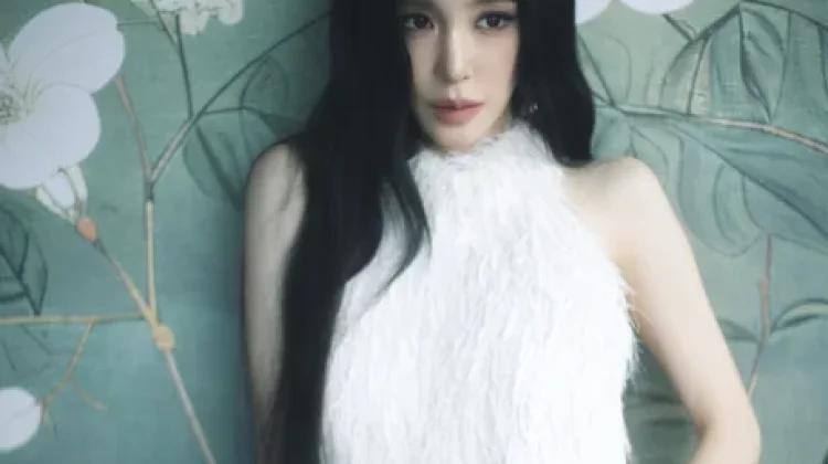 Tiffany Young Buka Era Baru lewat Edge of Calm