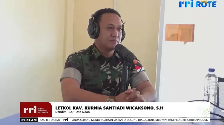 Pengabdian Tulus Letkol Kurnia Santiadi Wicaksono Dekatkan TNI dengan Warga Rote