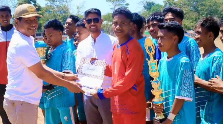 SMA Negeri 1 Mamboro Juara Umum LPI Sumba Tengah 2026