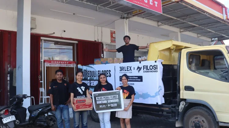 Filosi Peduli Flores Salurkan bantuan bagi Warga Terdampak melalui BPBD Sikka
