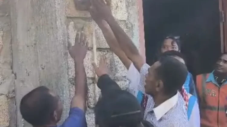 Kado Kemerdekaan PLN, Warga Dusun 4 dan 5 Desa Pathau Sumringah Dialiri Listrik