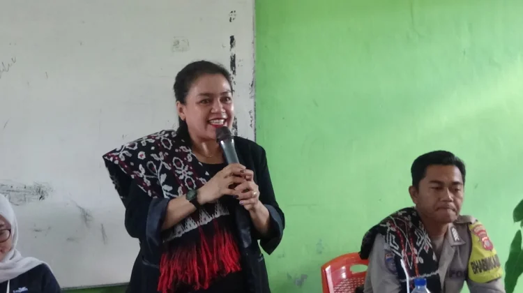 Rote Mengajar Dorong Perempuan Berprestasi dan Bangun SDM Daerah