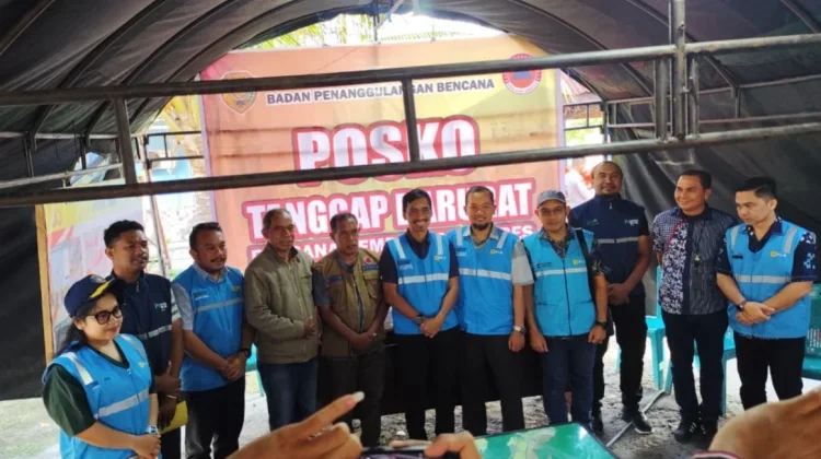 PLN dan Rumah BUMN Ende Distribusikan Bantuan Bagi Korban Gempa Flores