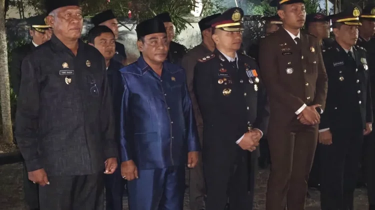 Pemda Sumba Barat Gelar Renungan Suci di TMP