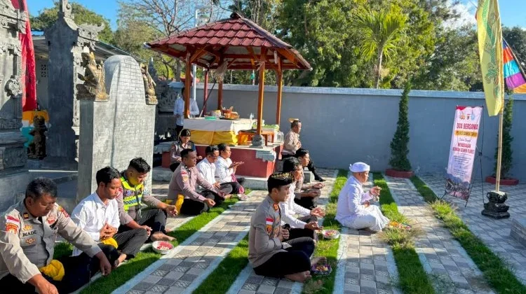 Polres Sumba Timur Gelar Doa Bersama untuk Korban Bencana Flores