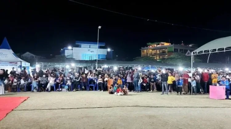 Warga Rote Ndao Antusias Saksikan Festival Tunas Bahasa Ibu