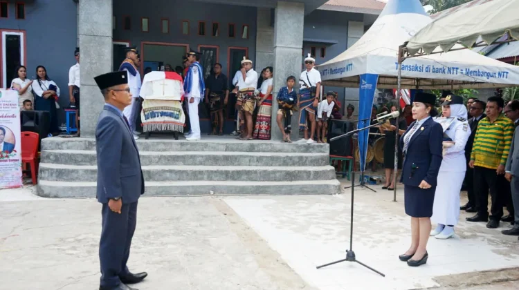 Bupati Ratu Wulla Pimpin Penghormatan Terakhir Ngongo Dangga