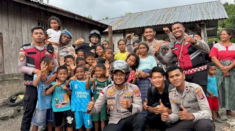Kapolres Manggarai Timur Jangkau 156 Warga di Kampung Podol