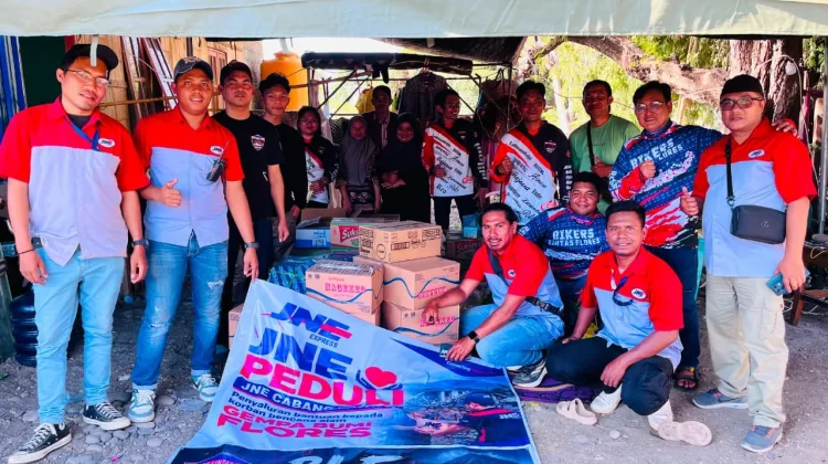 Donasi Bikers Lintas Flores Sasar Pedalaman