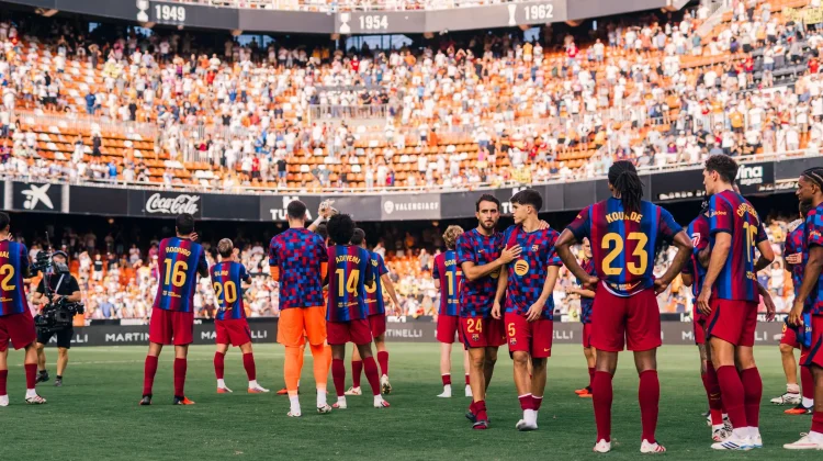 Barcelona Bantai Valencia 5-0 di Liga Spanyol