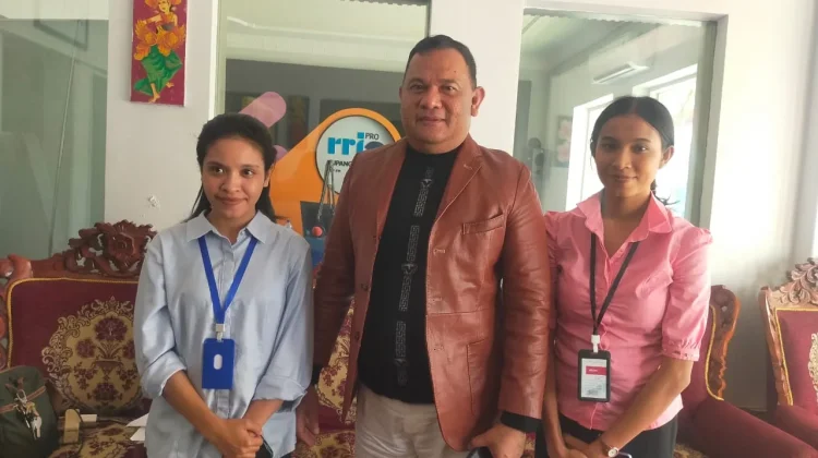 Yayasan Luna Foundation Bantu Biaya Kos Mahasiswa Korban Gempa Flores