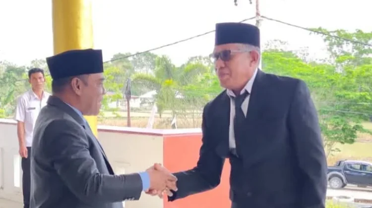 Wabup Hadiri Paripurna DPRD Sumba Barat Penutupan Masa Sidang III