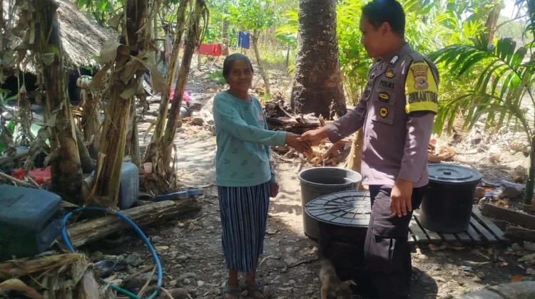 Brigpol Gazali Bangun Kedekatan dengan Warga Mbokak, Perkuat Kamtibmas