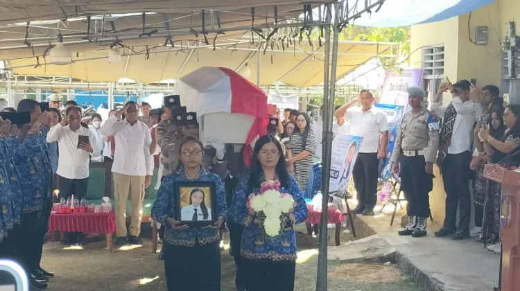 Wili Mbuik Dimakamkan di Rote, NTT Berduka Atas Tragedi Papua