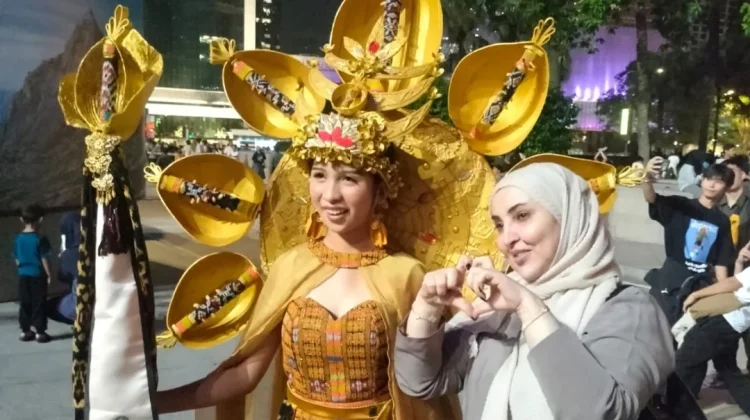 Didukung Nihi Rote, Mayana Saleky Ukir Prestasi hingga Panggung Dunia