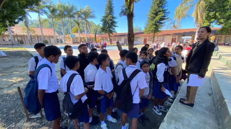 Sekolah NTT Terapkan KBM Terbatas Pascagempa Flores