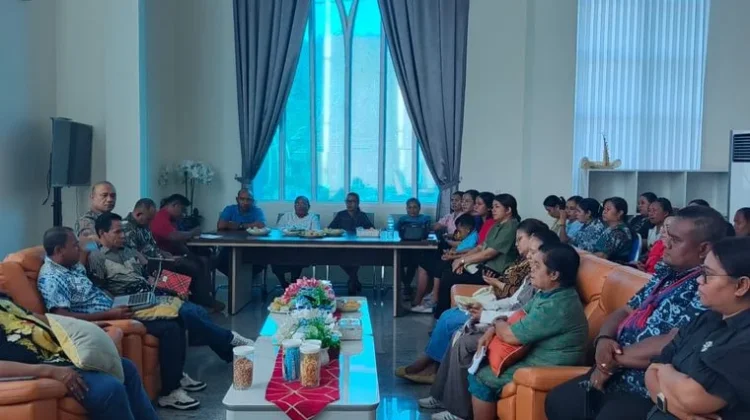 Ketua Sinode GMIT Audiens Pendeta Klasis Kupang Timur