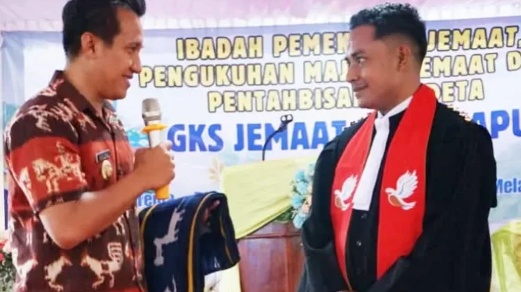 Wakil Bupati Hadiri Pemekaran GKS dan Pentahbisan Pendeta